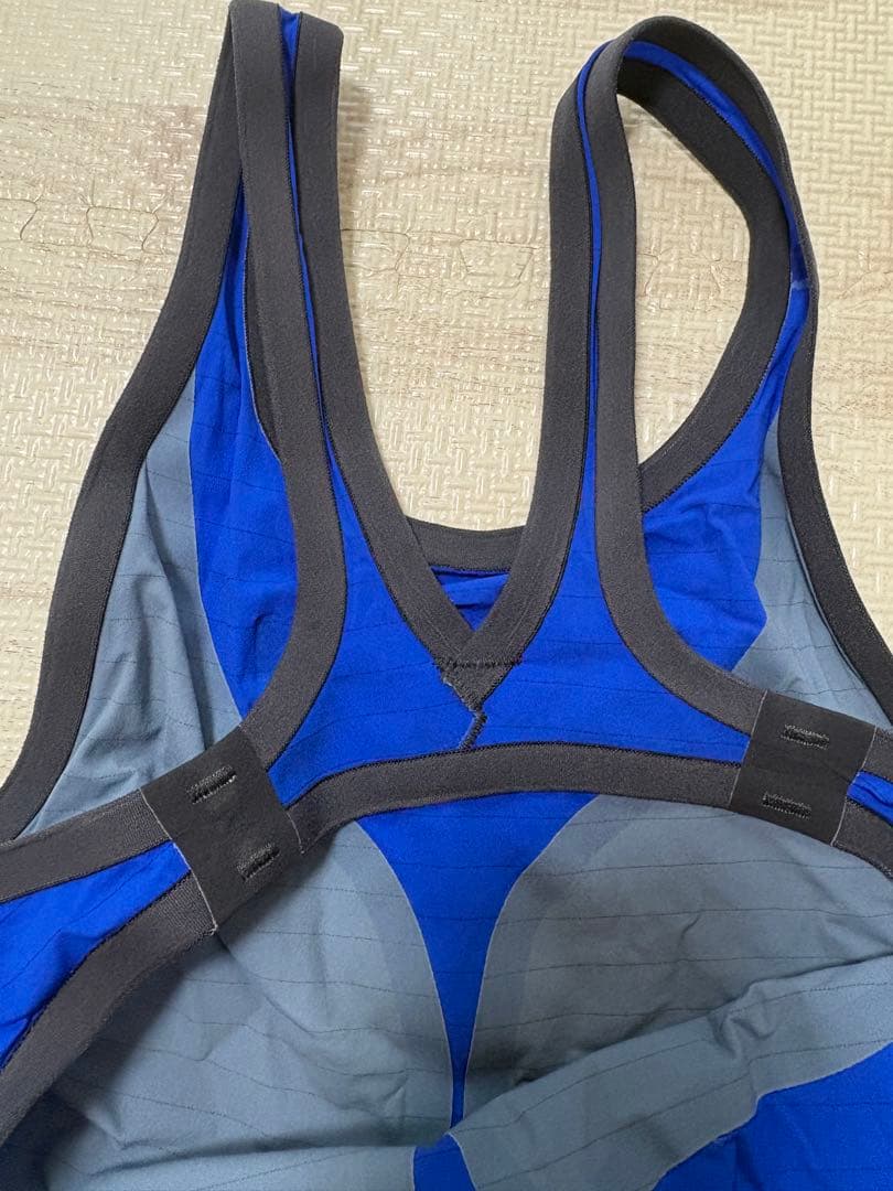 arena カーボンエアスクエア