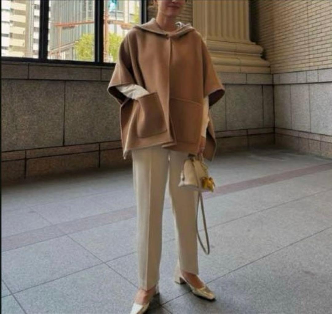 フード付きベージュウールコート フリーサイズ