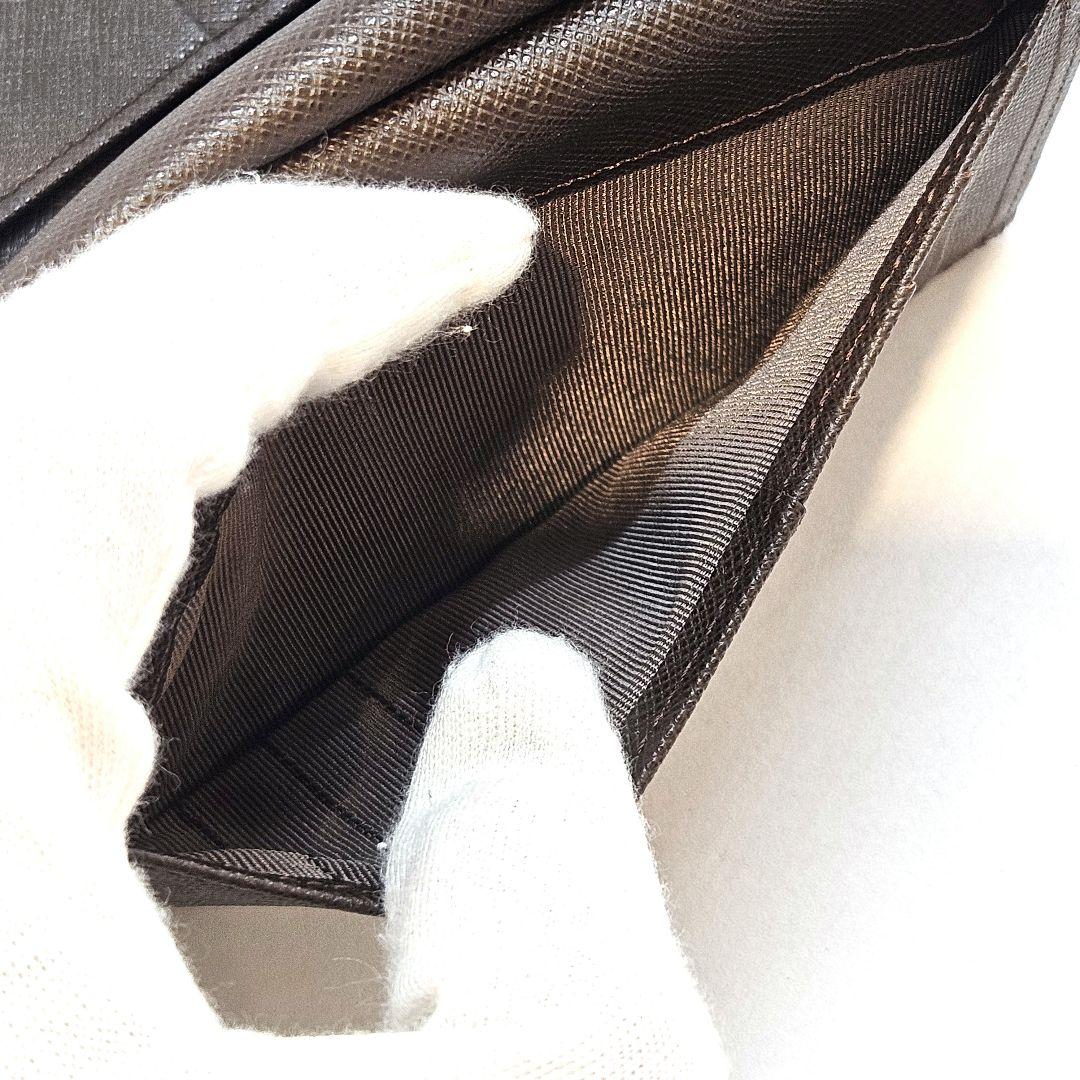 新品 バーバリー 折り財布 エンボスノバチェック ダークブラウン L字ファスナー