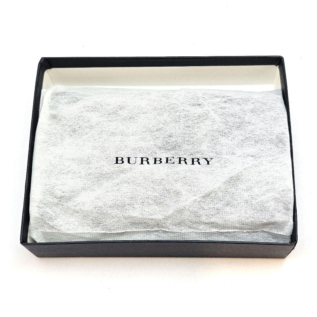 新品 バーバリー 折り財布 エンボスノバチェック ダークブラウン L字ファスナー