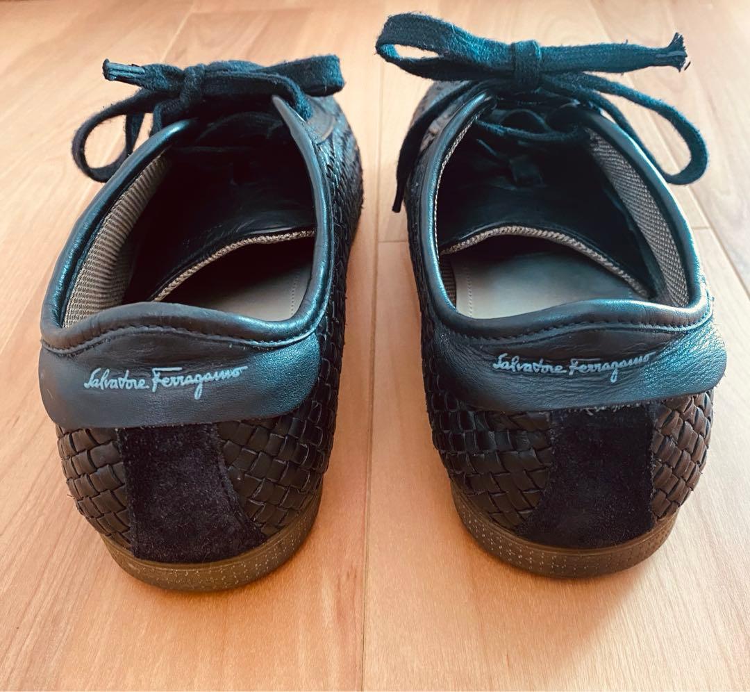 Salvatore Ferragamo ブラックメッシュレースアップシューズ