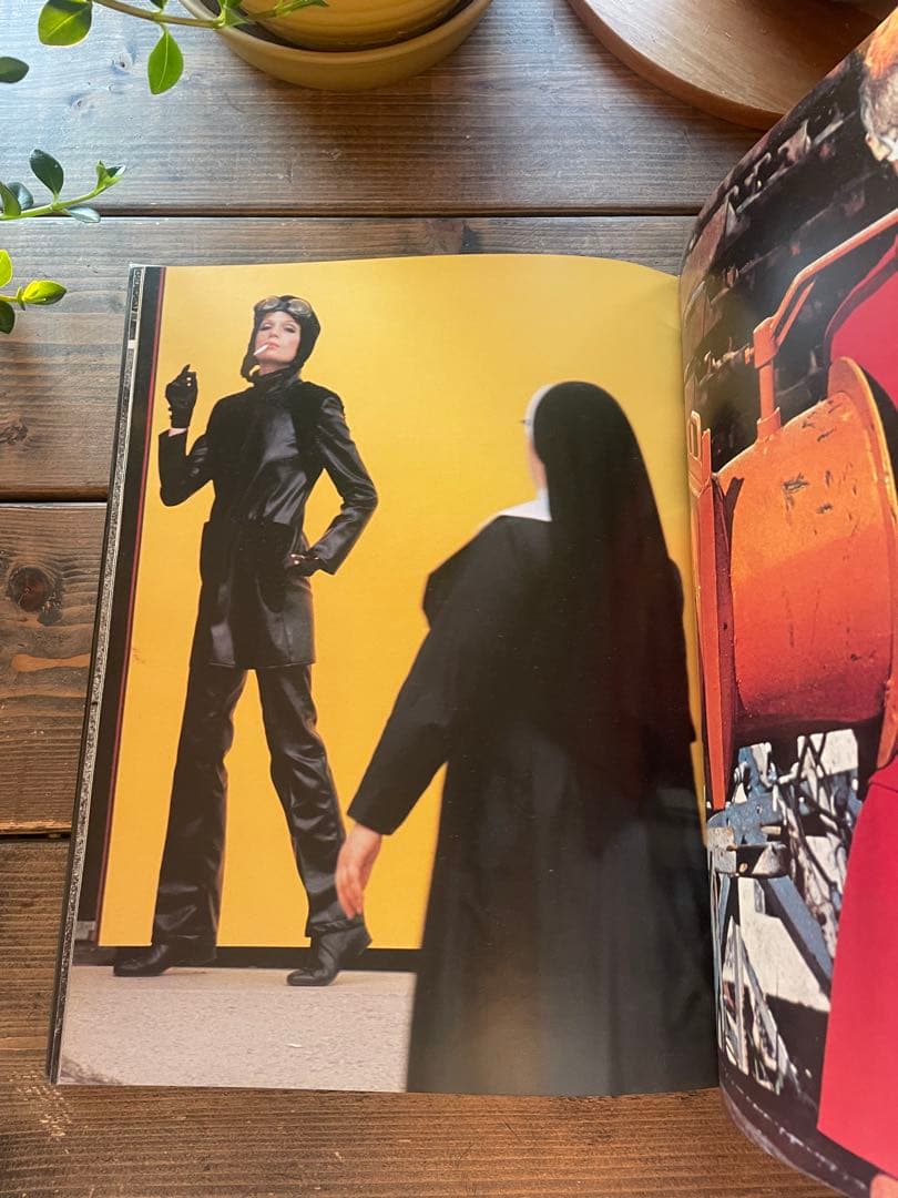 HELMUT NEWTON World Without Men 洋書 初版希少！