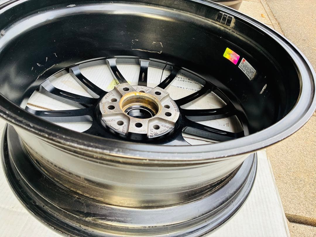 ①WedsSport SA-35R 18×7.0J 5穴 P.C.D114.3