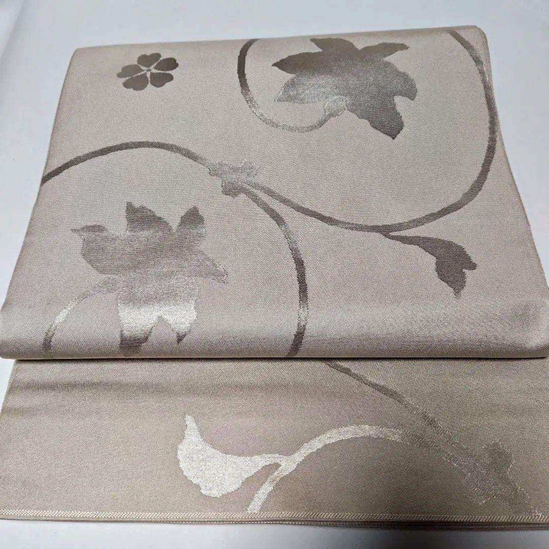 洛風林　袋帯　洒落袋帯　薄いグレー　 袋帯 蔦唐草　銀糸　いぶし銀　箔