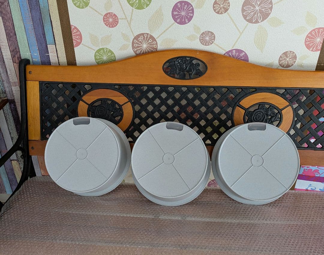 タッパーウェア　スーパーキャニスター　ハーフ　３個セット