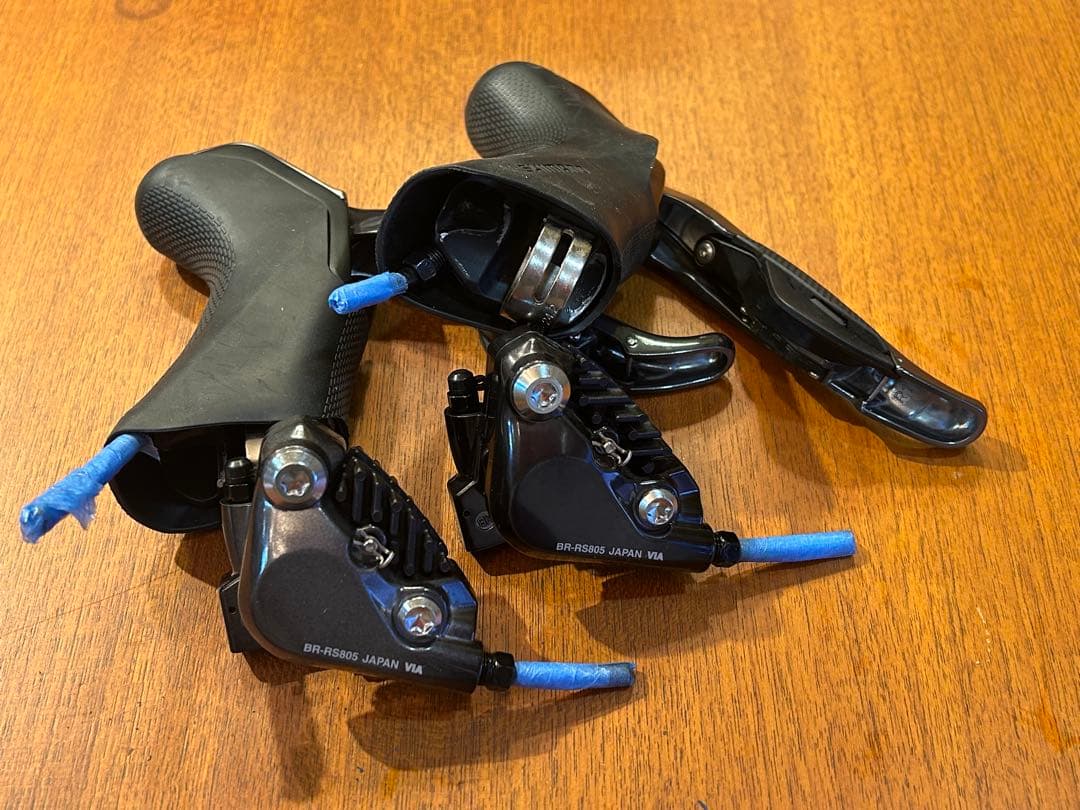 シマノDi2 6870 油圧ブレーキSIS&キャリパー