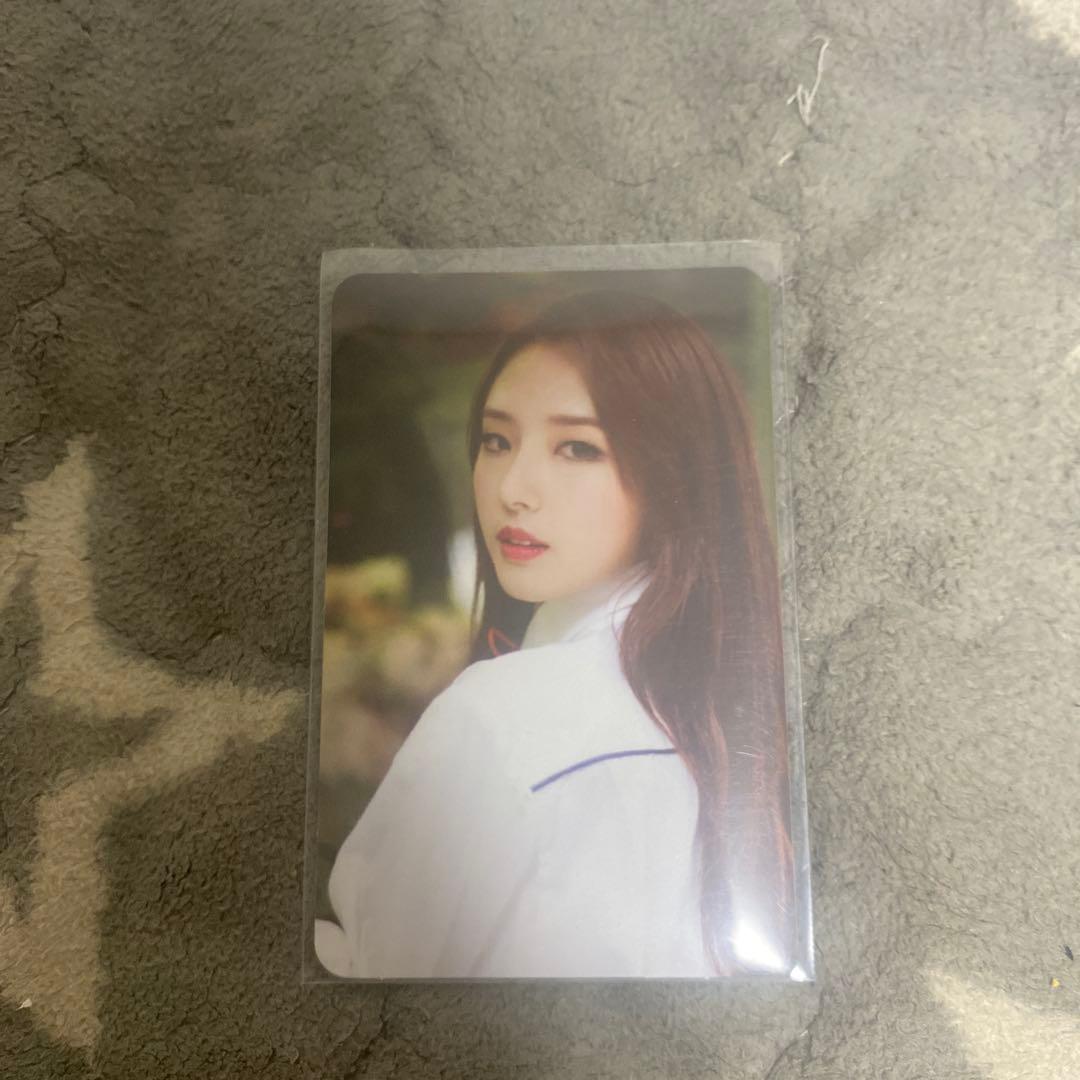 LOONA 1/3 Love & Live ハスルフォトカード付き