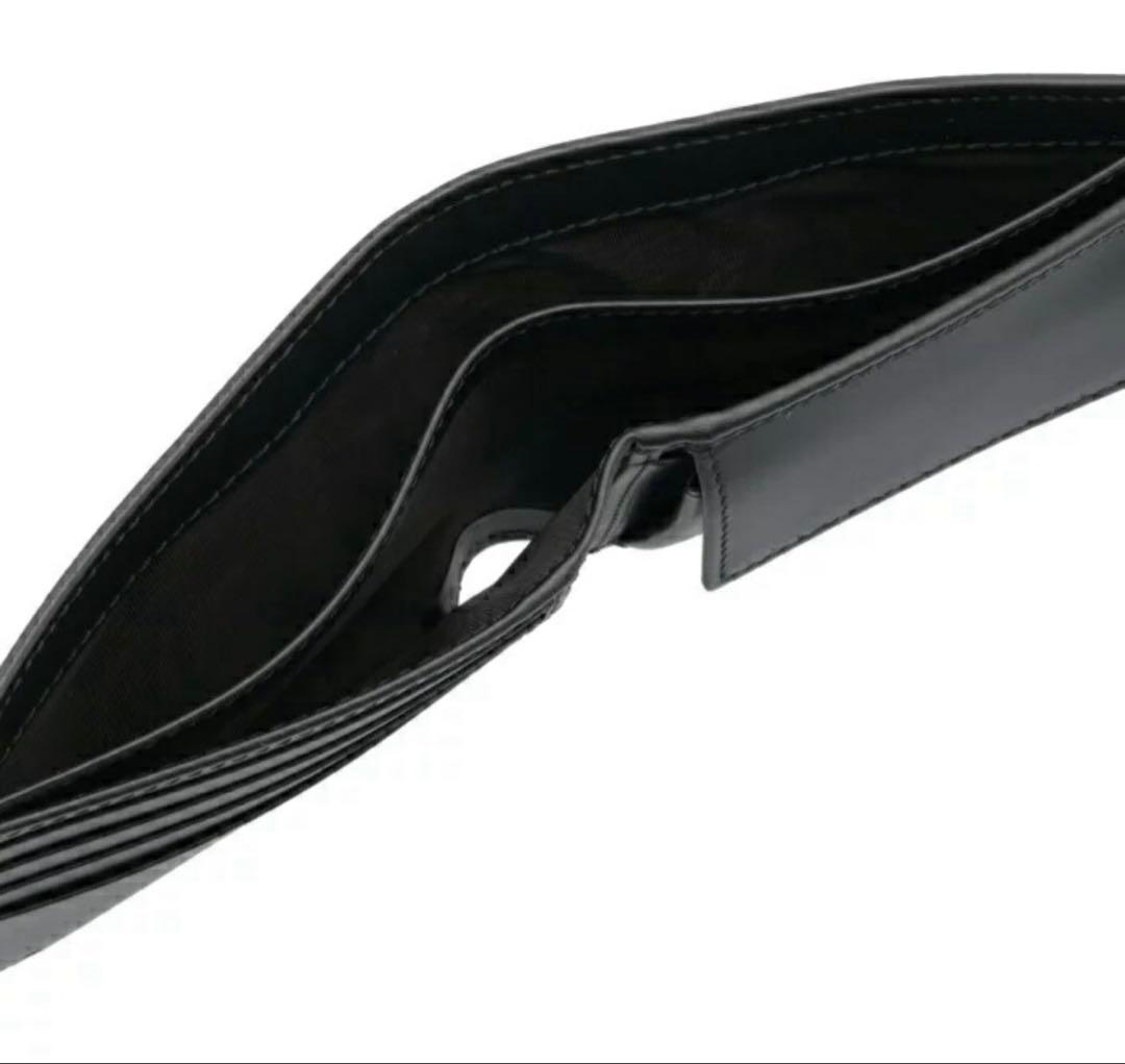 GUCCI グッチ　蛇デザイン 二つ折り財布