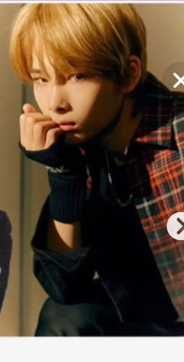 enhypenユニフォーム　フーディ