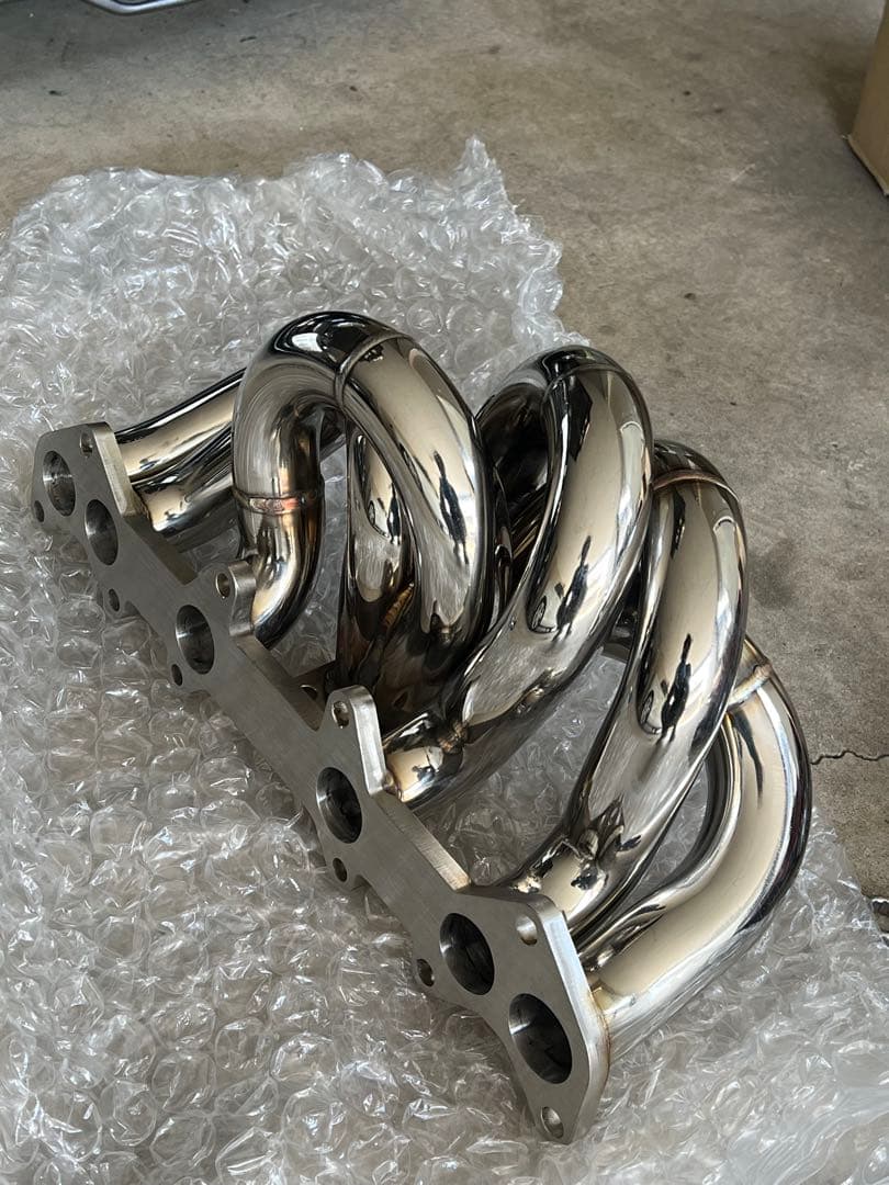 新品JZX100 エキゾーストマニホールド　チェイサー　マーク2 クレスタ