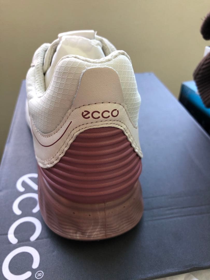 ECCO Golf S Threeウィメンズ レザーGoreTexゴルフシューズ