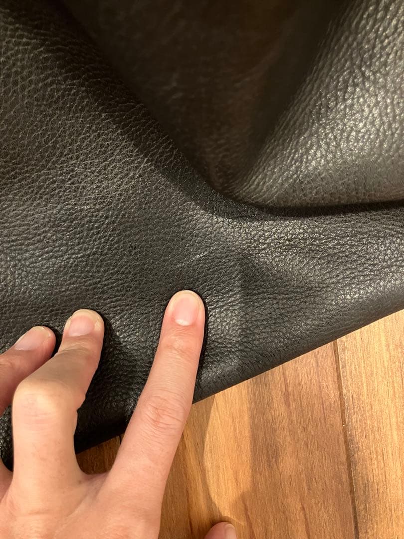 ブラックレザーボストンバッグ