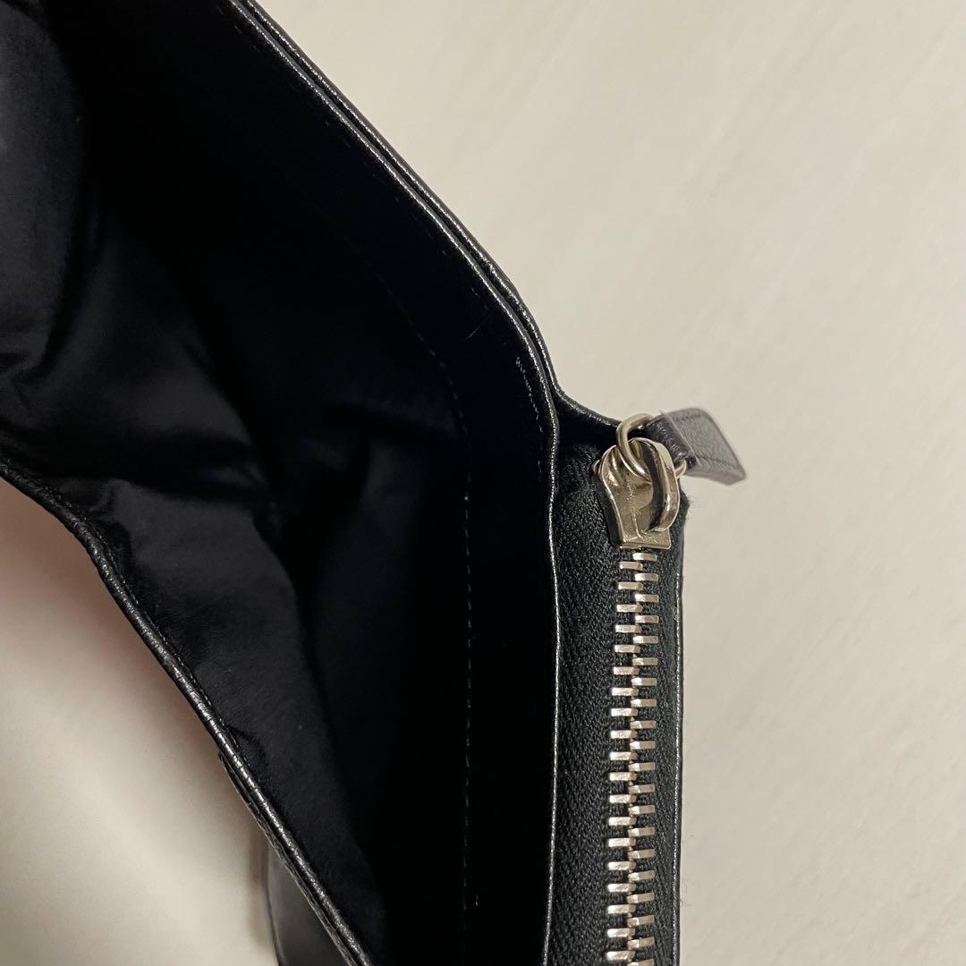 miu miu 二つ折り財布 黒
