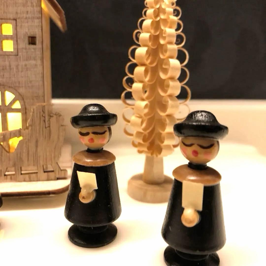 未使用　ドイツエルツ山地　木工民芸品ヴィンテージ　5名聖歌隊　削り木2本
