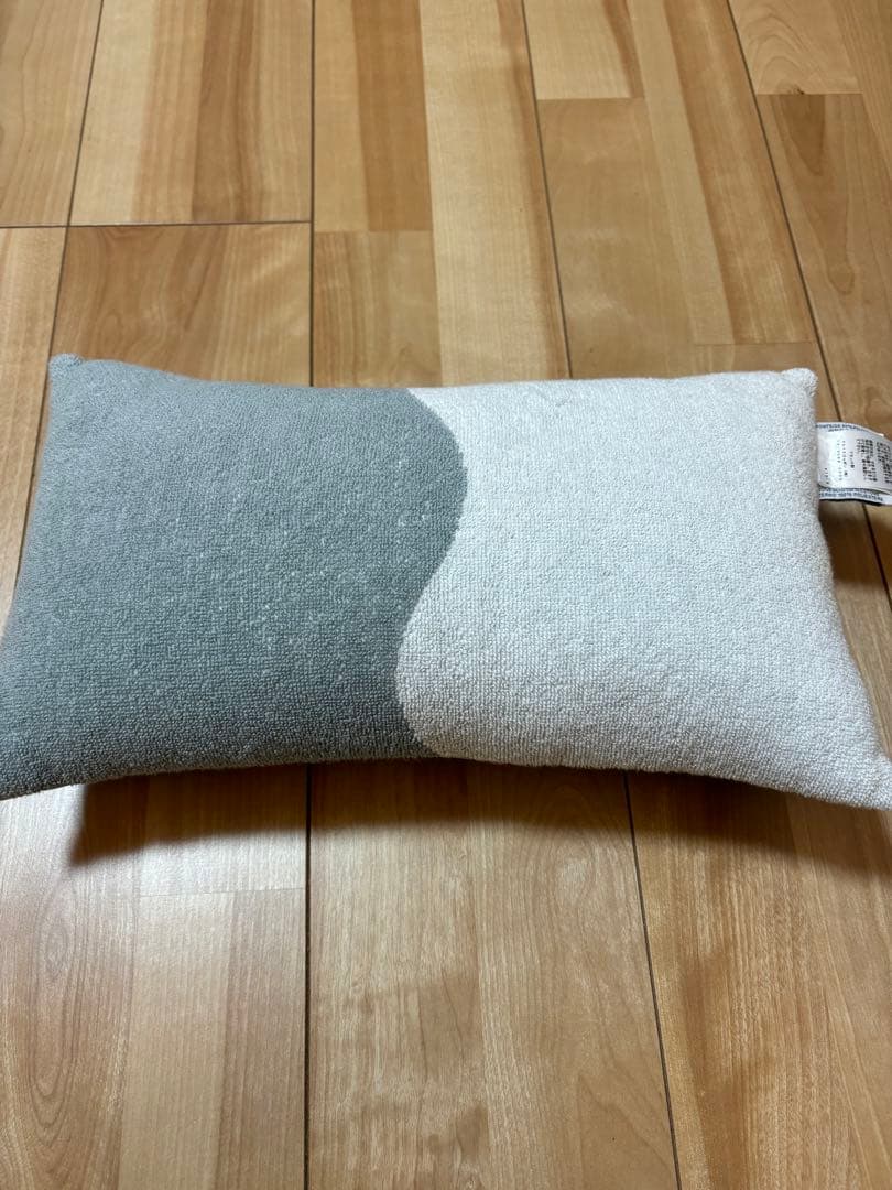 HERMES 2トーン クッション グレー