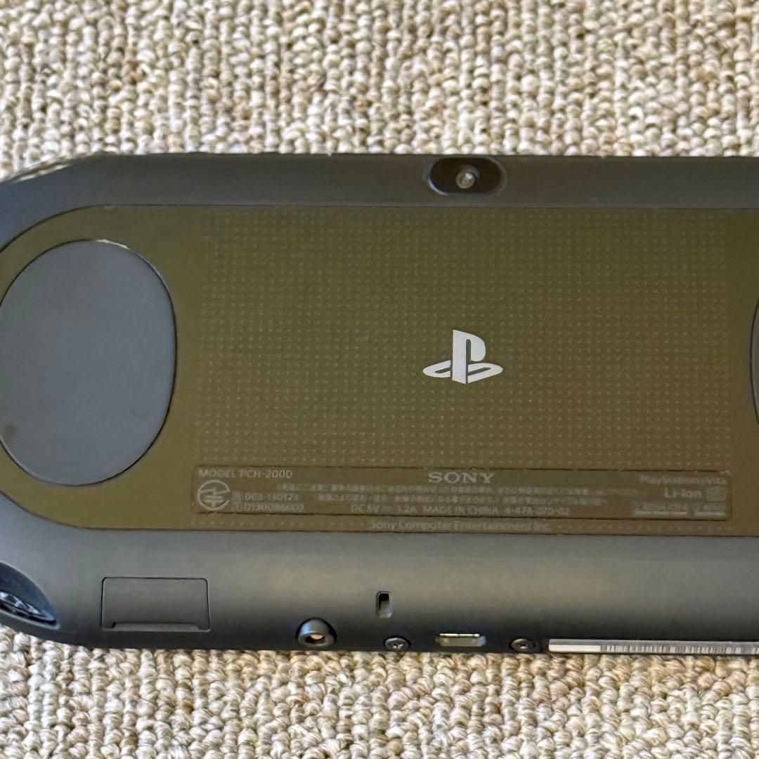 PSVITA PCH-2000 ブラック