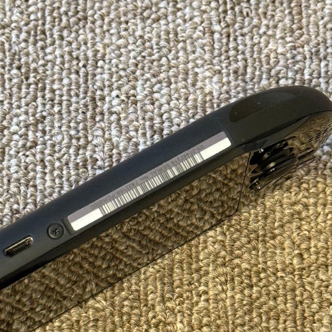 PSVITA PCH-2000 ブラック