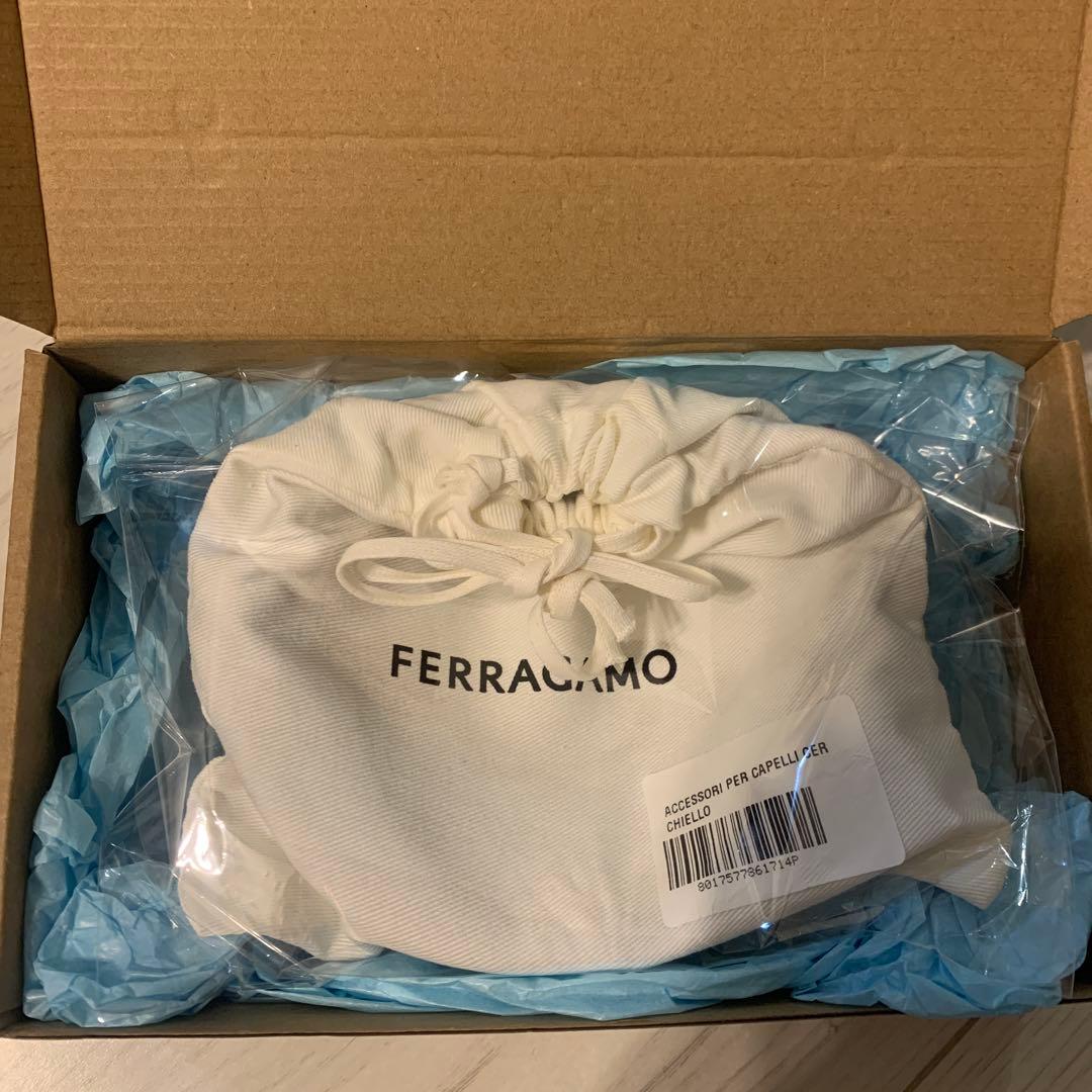 FERRAGAMO ビジュー ブラックヘアバンド