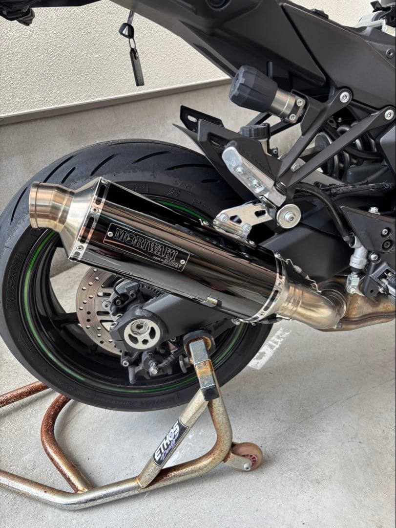 モリワキ　スリップオンエキゾーストマフラー　Ninja1000SX