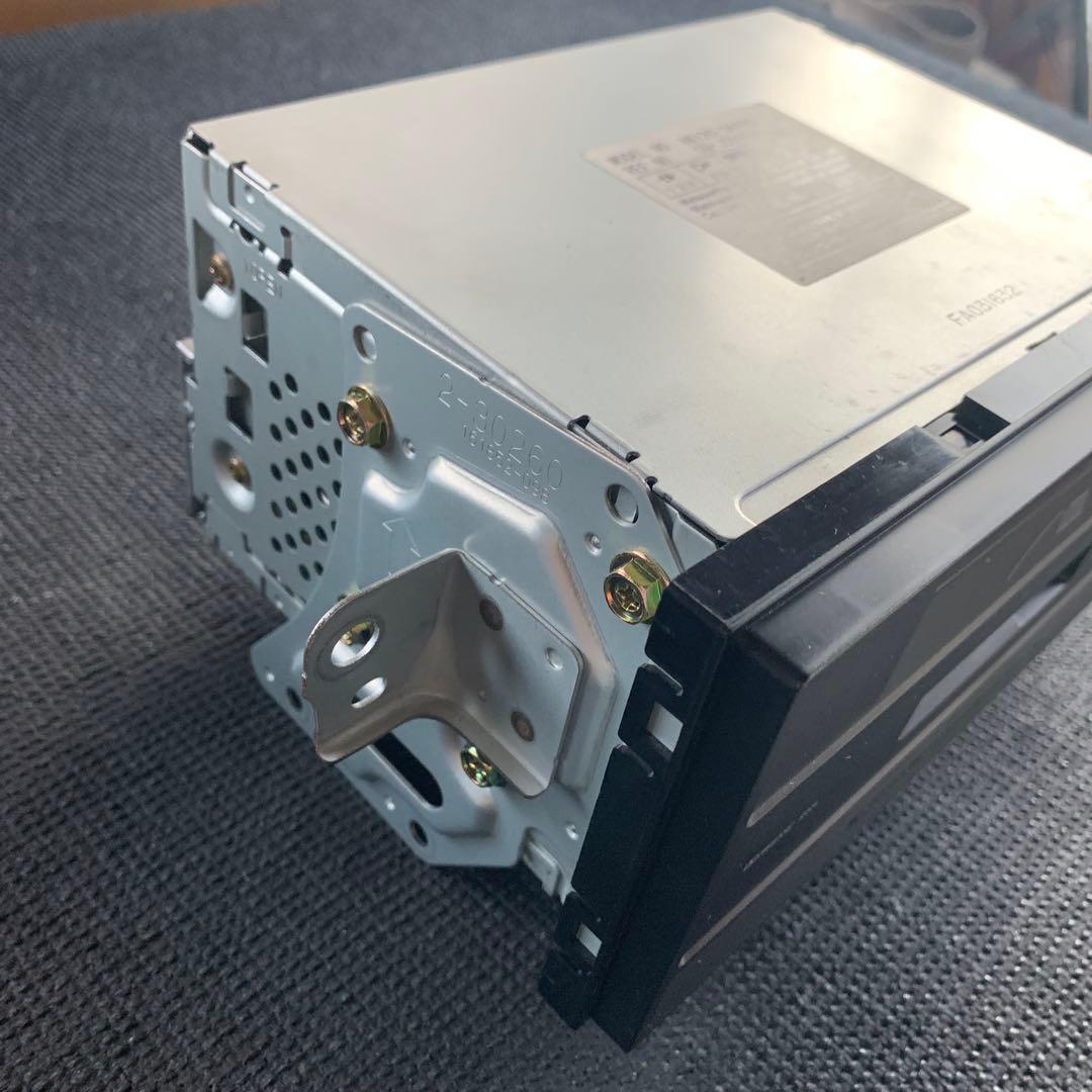 トヨタ　17クラウン　純正オーディオプレイヤー　CD カセット　中古品