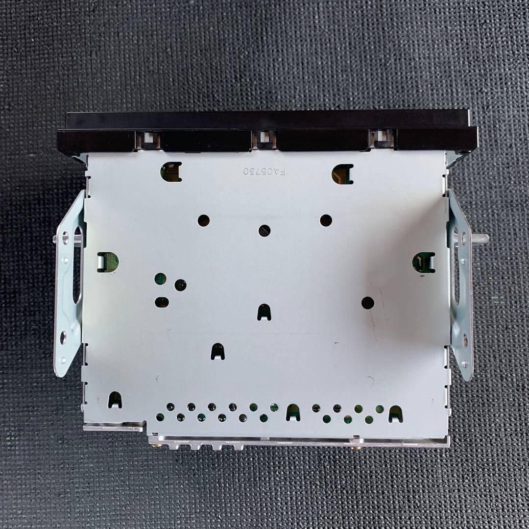 トヨタ　17クラウン　純正オーディオプレイヤー　CD カセット　中古品