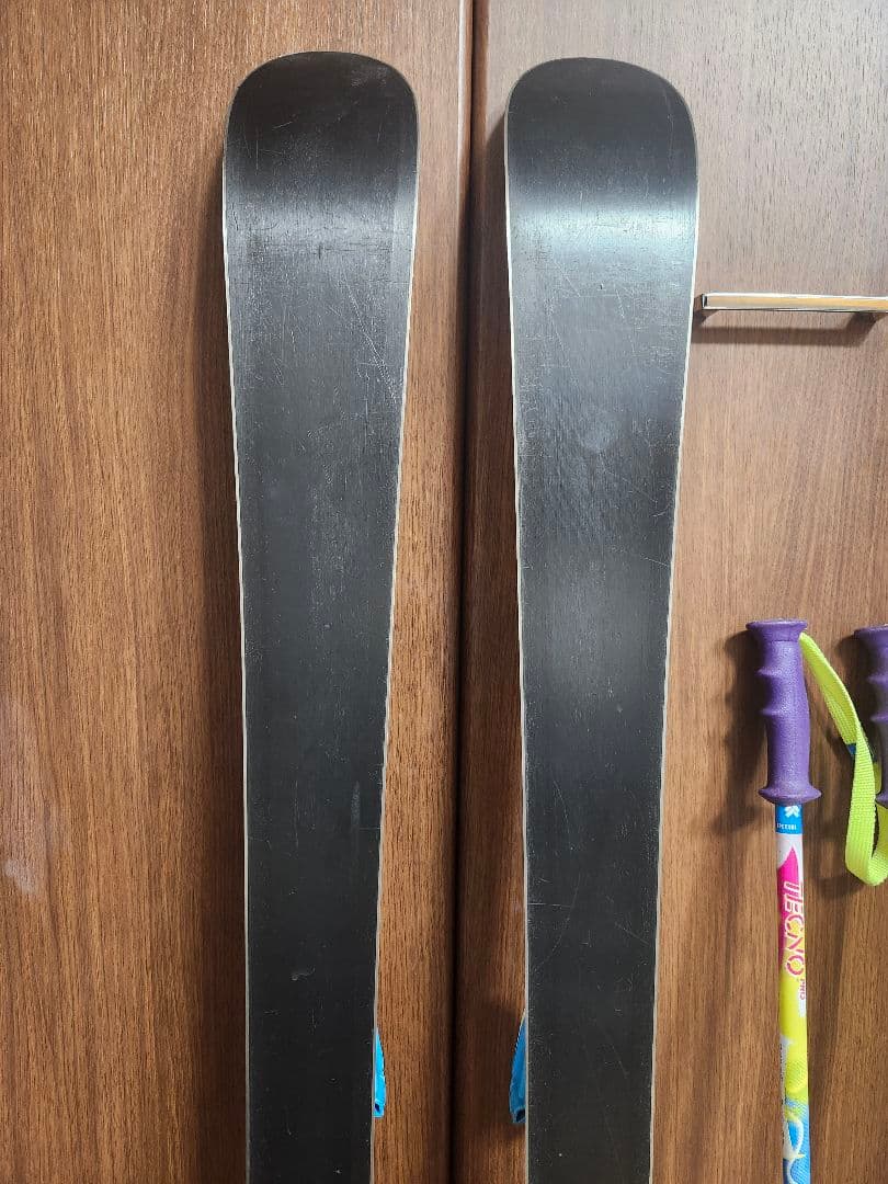 子供用スキーセット　スキー板　120cm　 ブーツ　22m　ストック85cm