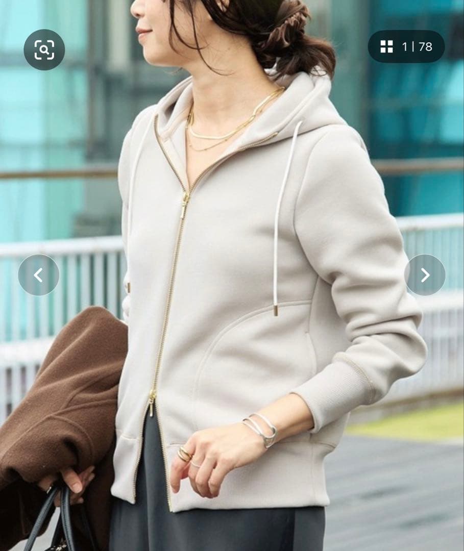 リブドロワ　ZIPパーカー