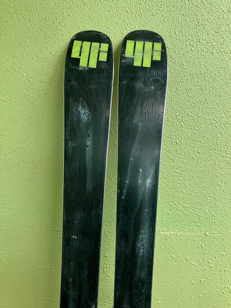 4FRNT 167cm グラフィックデザイン スキー板