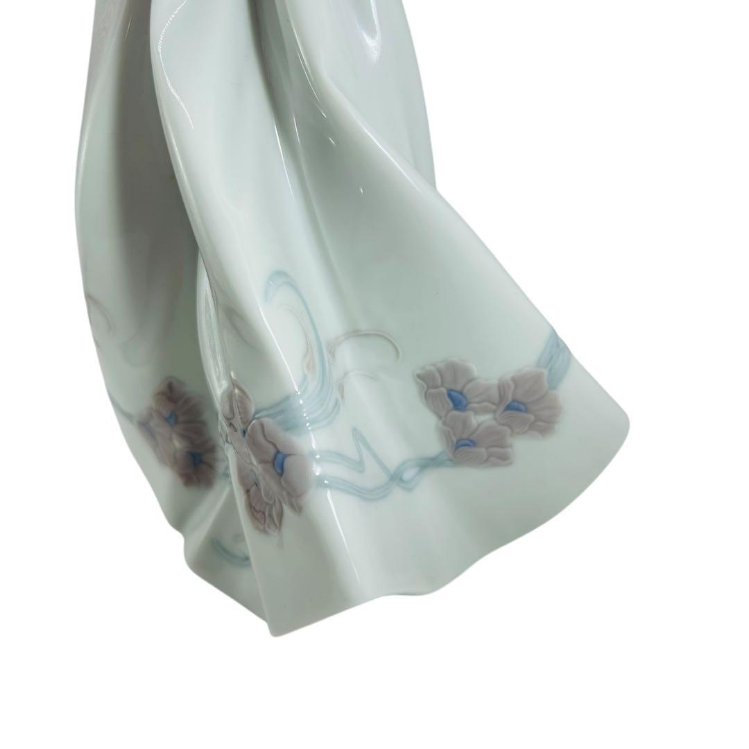 リヤドロ LLADRO 私の宝もの 6777 箱付 フィギュリン