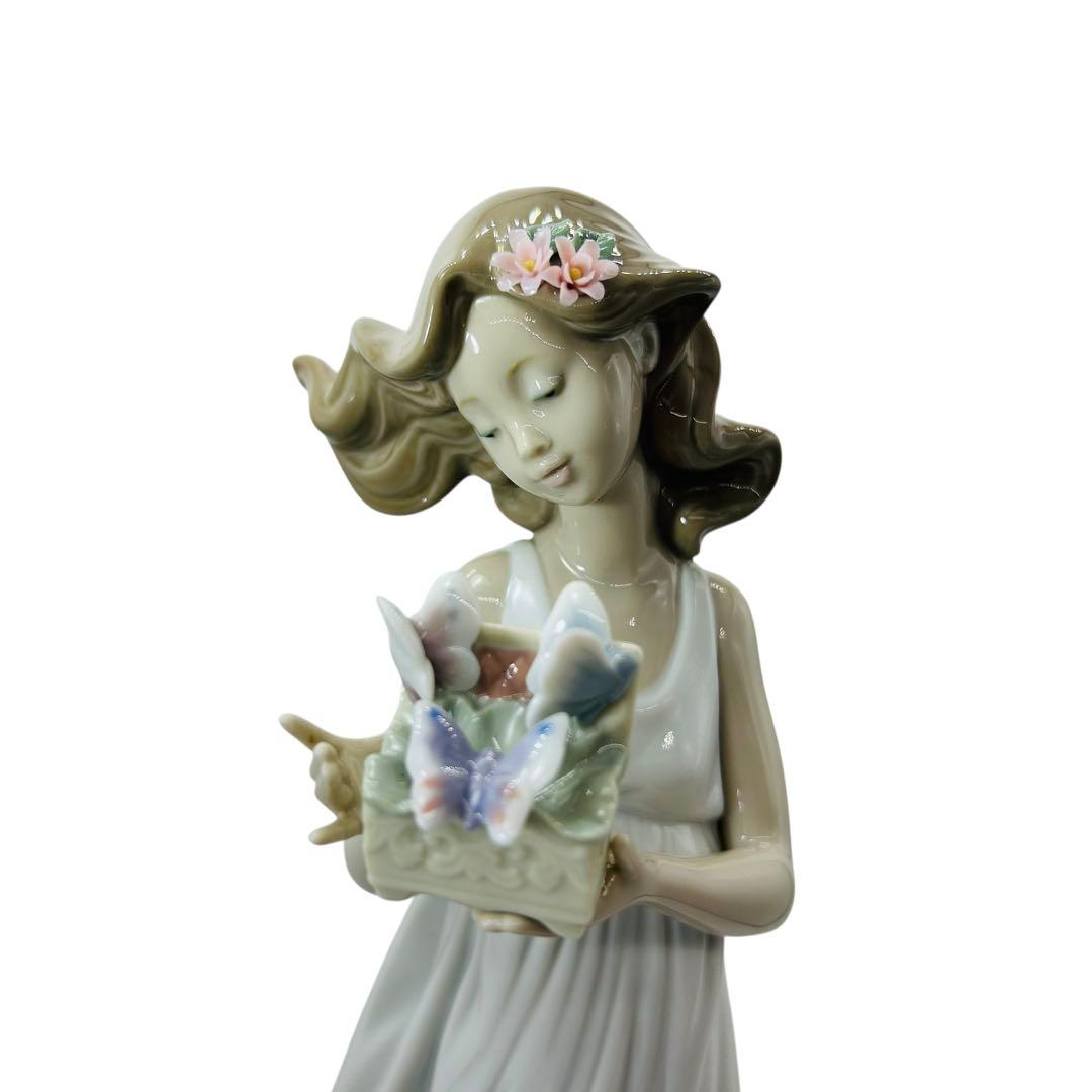 リヤドロ LLADRO 私の宝もの 6777 箱付 フィギュリン