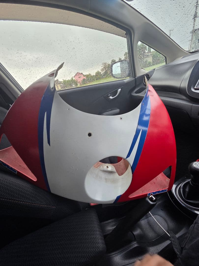 mc28社外片目耐久カウル　値下げ可　引き取りなら7000です。