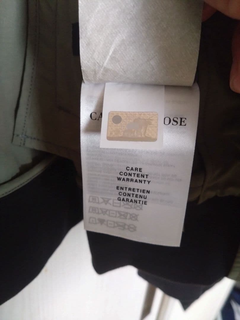 カナダグース オリーブグリーン ジャンパー バートレットボンバー S