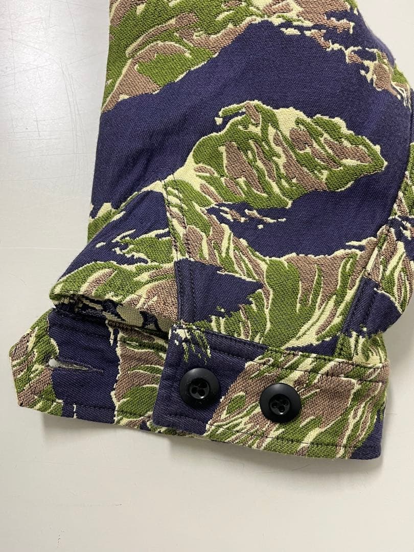 BEAMSPLUS タイガーストライプジャケットジャガード織