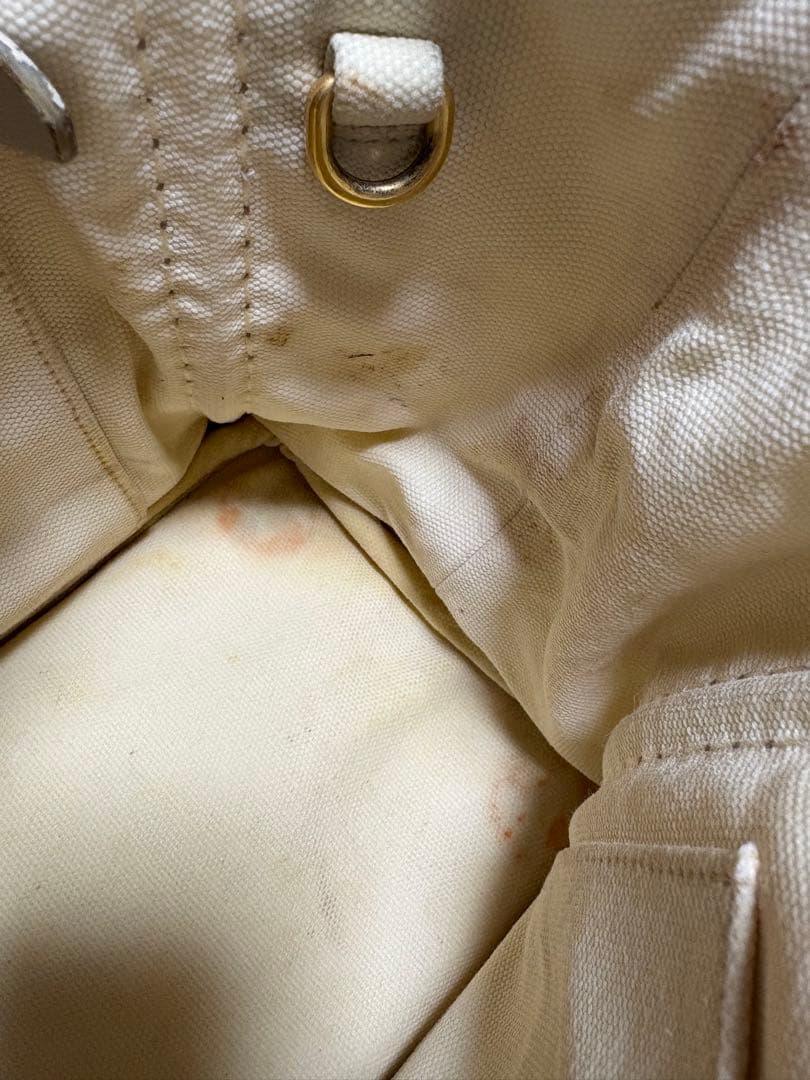 PRADA ホワイト トートバッグ