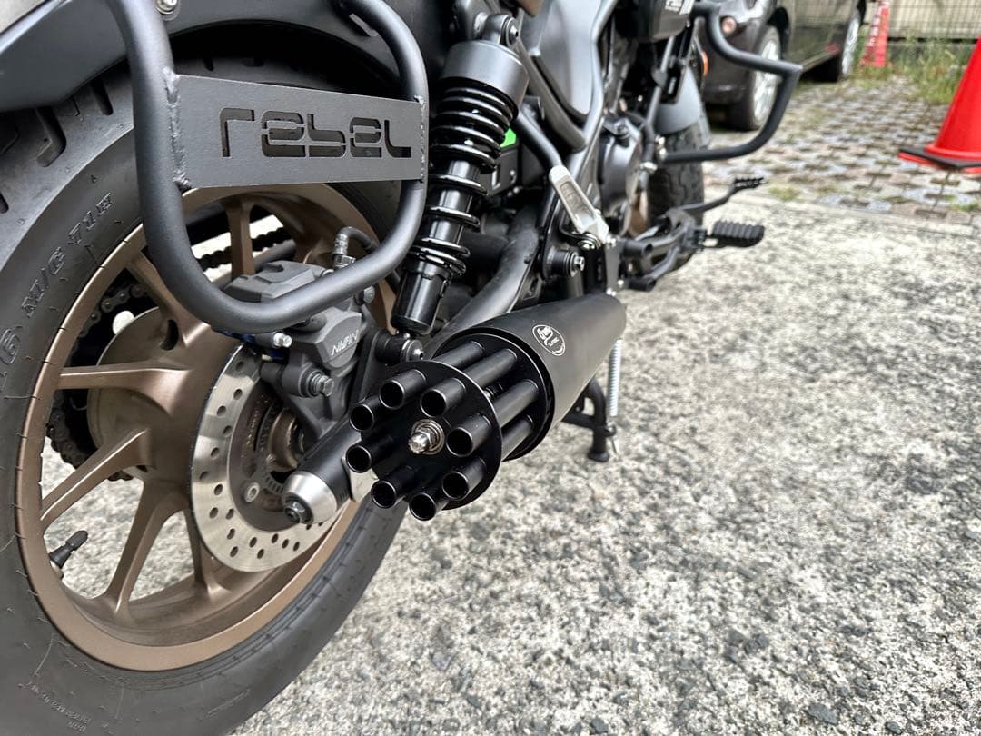［2017-2022年］ホンダレブル250/500用マフラーガトリングガンタイプ