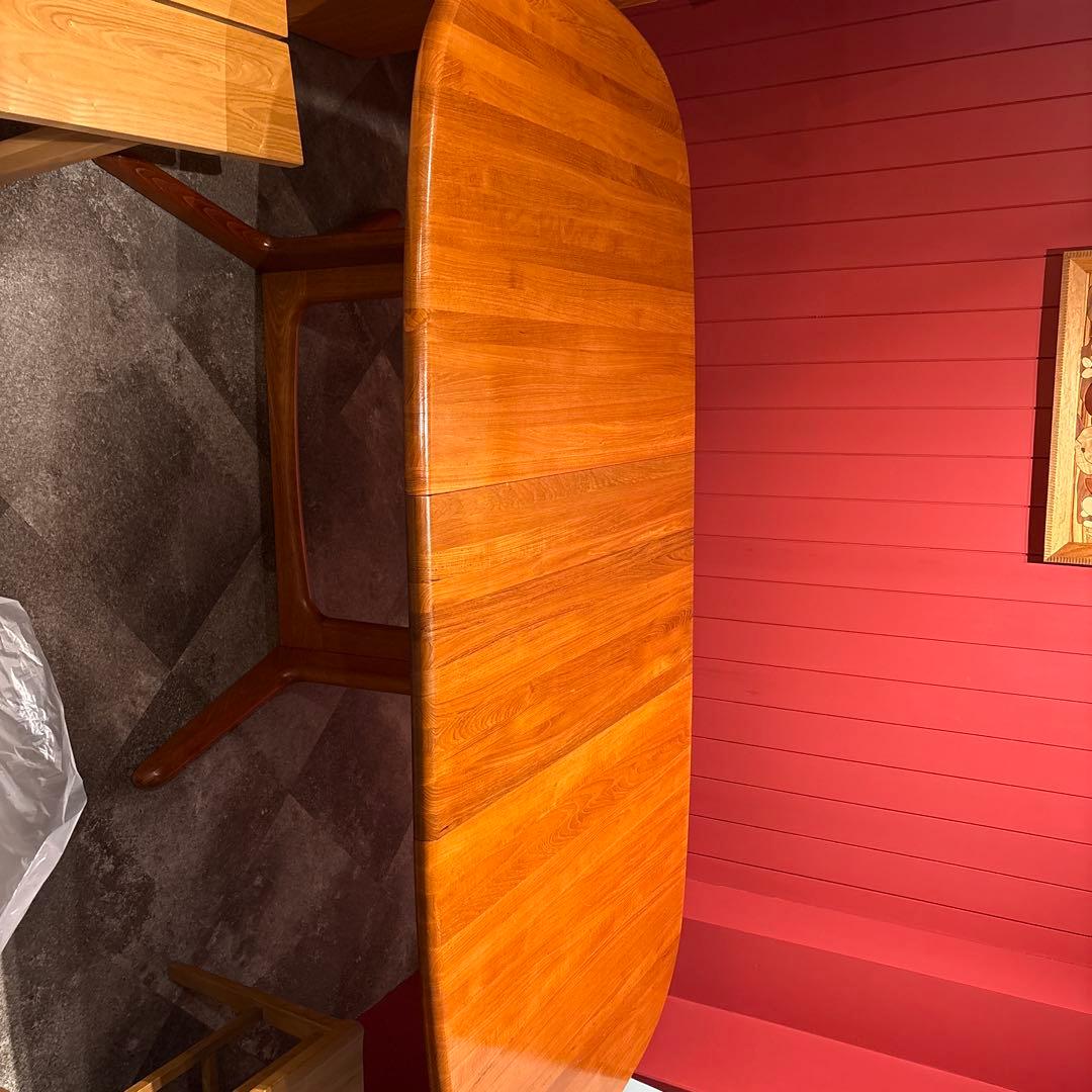 楕円形木製テーブル 伸縮機能付き