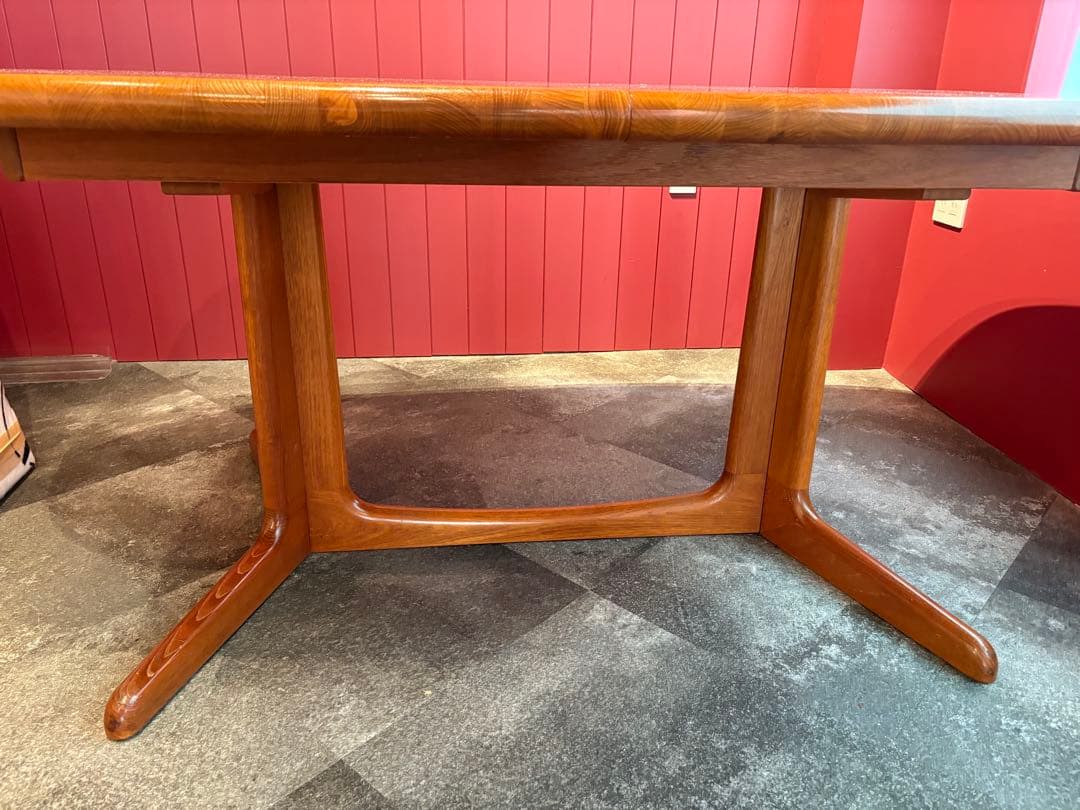 楕円形木製テーブル 伸縮機能付き