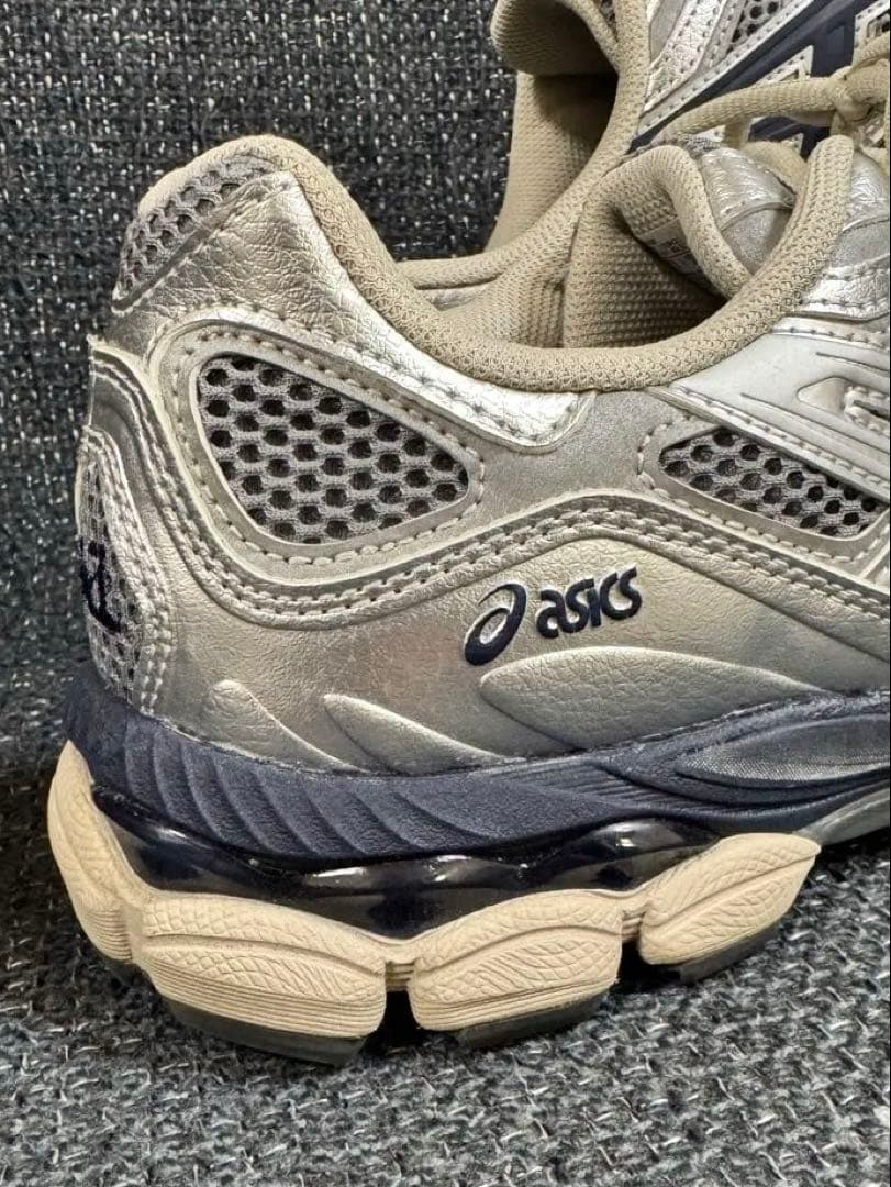 ★ asics GEL-NYC 27cm