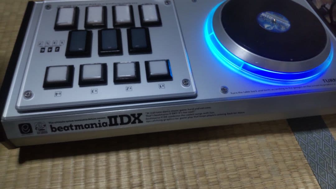 ビートマニア 後期プレミアムコントローラー ライトニングフルカラー EMP付