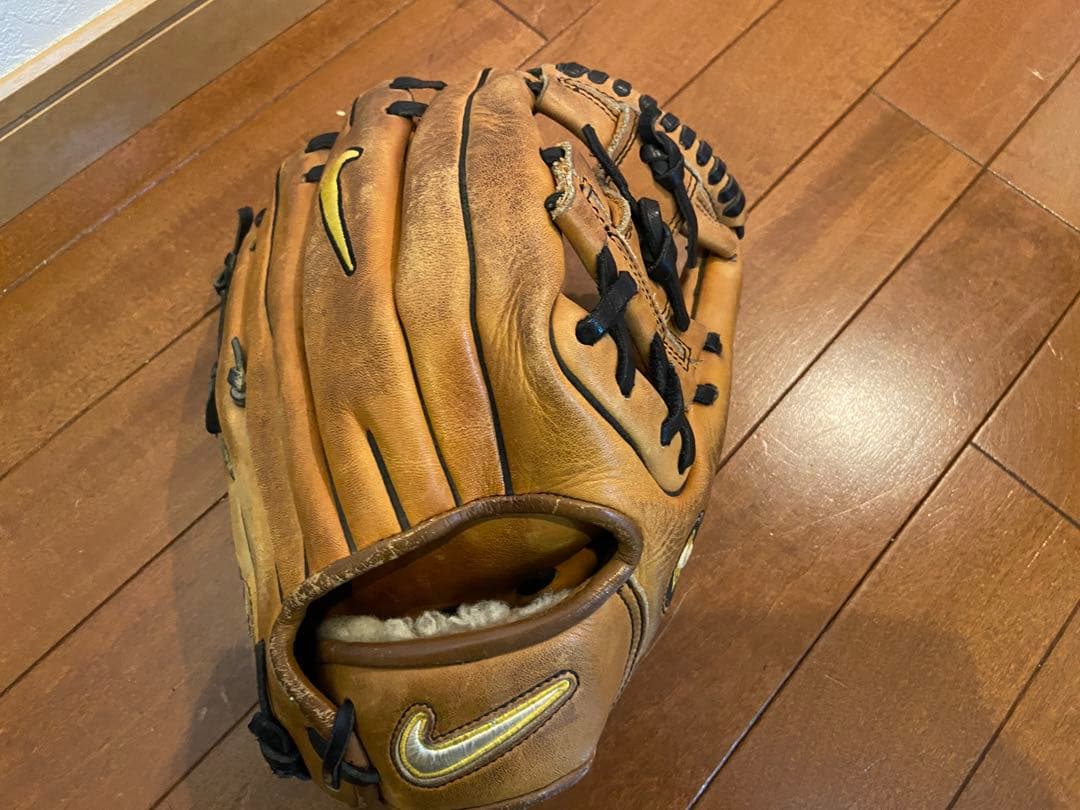 ナイキ(アメリカ) サード用 硬式グローブ NIKE