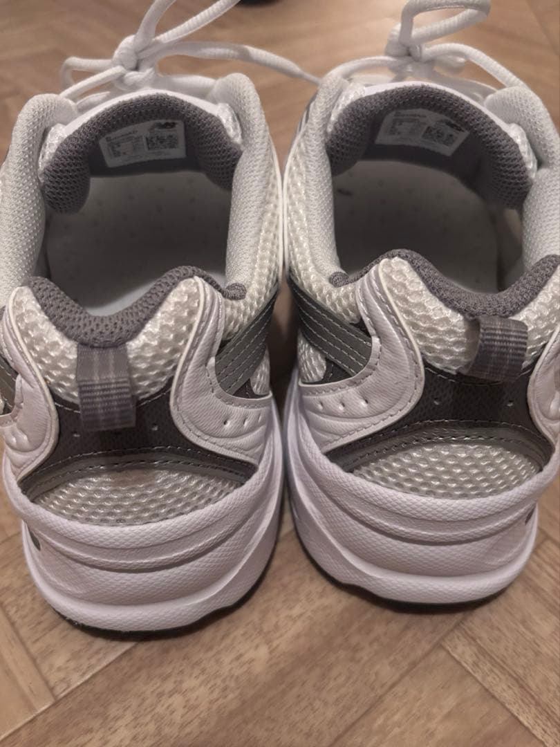 週末値下げ！ニューバランス530