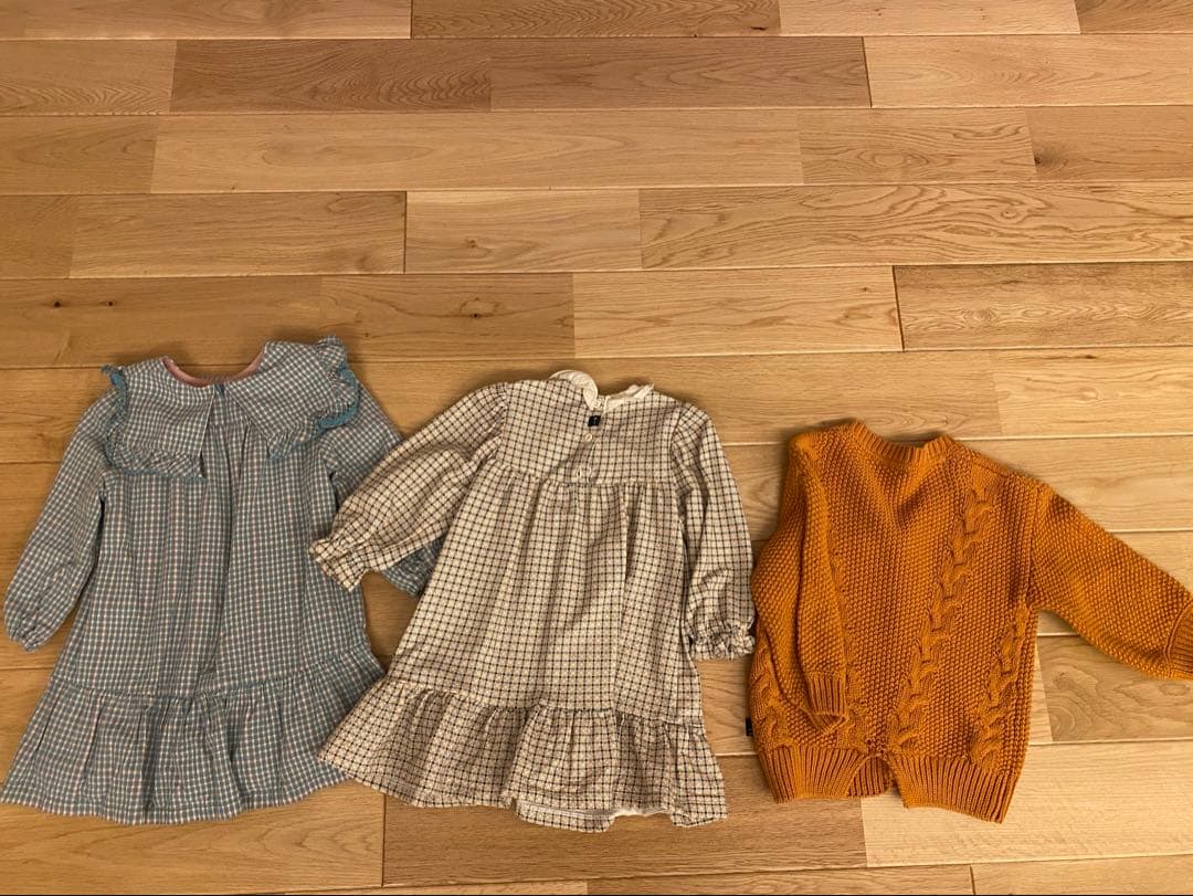 モイモルン　ワンピース100.110　カーディガン100