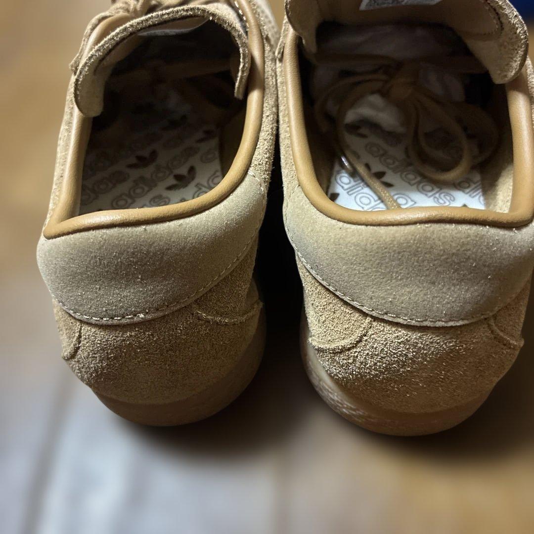 最終値下げ価格 adidas Tobacco スニーカー ベージュ23.5cm