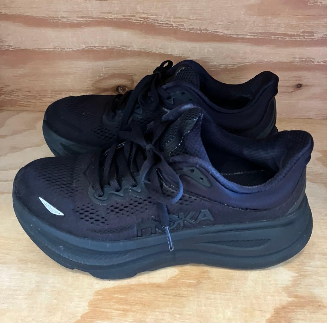 ホカオネオネ　ボンダイ9 23センチ