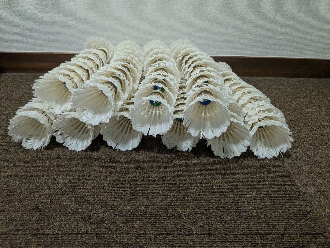 【中古】ヨネックスニューオフィシャル10ダース120球