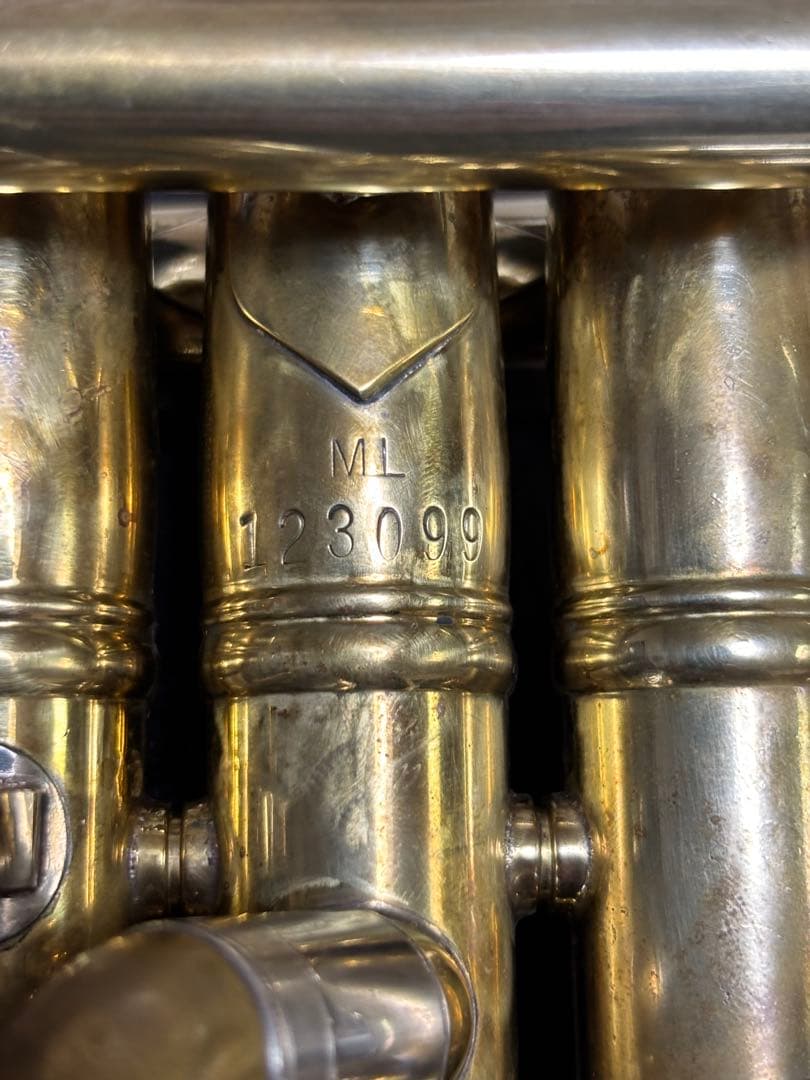 ヴィンテージBach トランペット本体 シリアル12万番代　状態良好