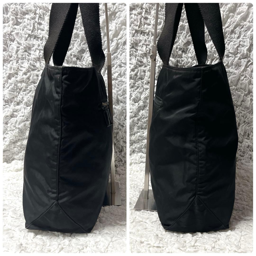 PRADA ブラック トートバッグ　プラダ　ナイロン　肩掛け　ショルダー