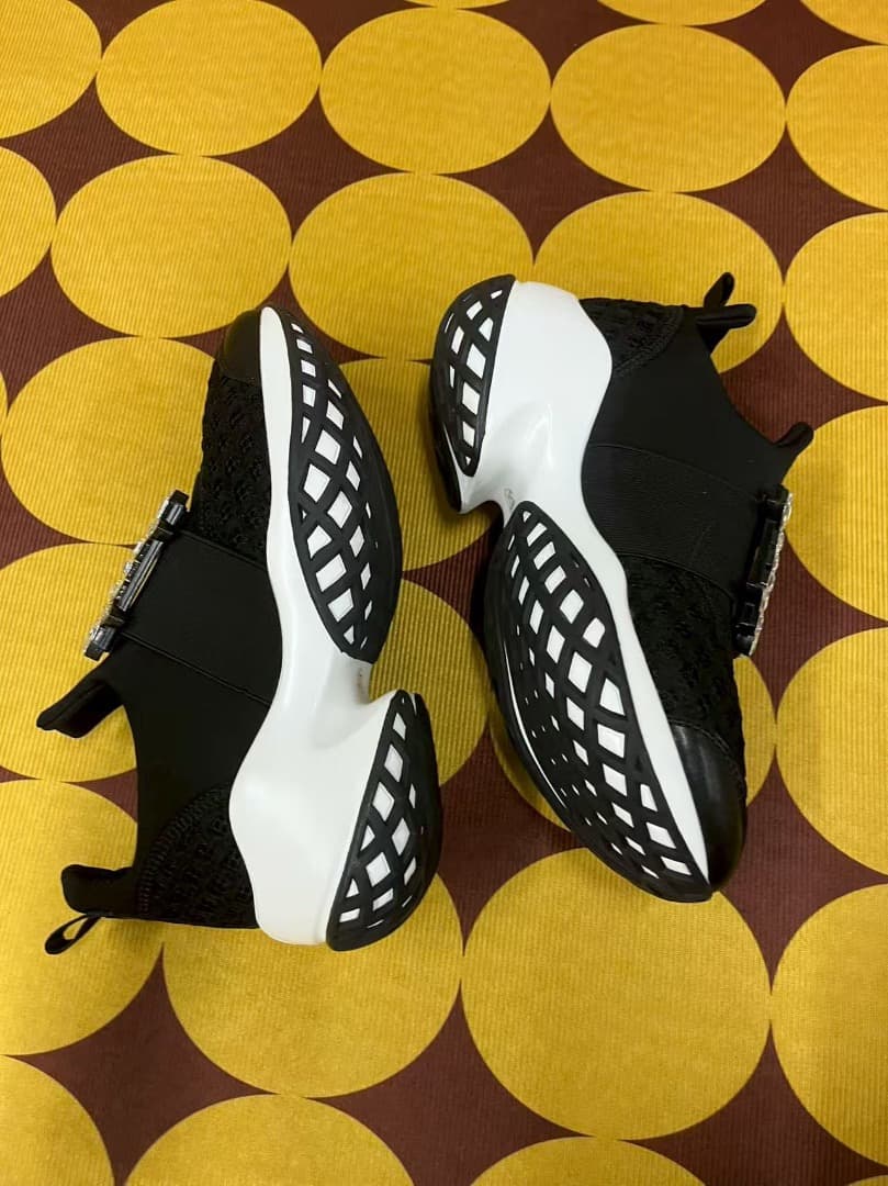 ROGER VIVIER ヴィヴラン スニーカー 38 ブラック