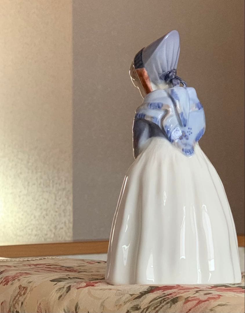 ロイヤルコペンハーゲン★Amager Fanoe Girl アマの少女★美品