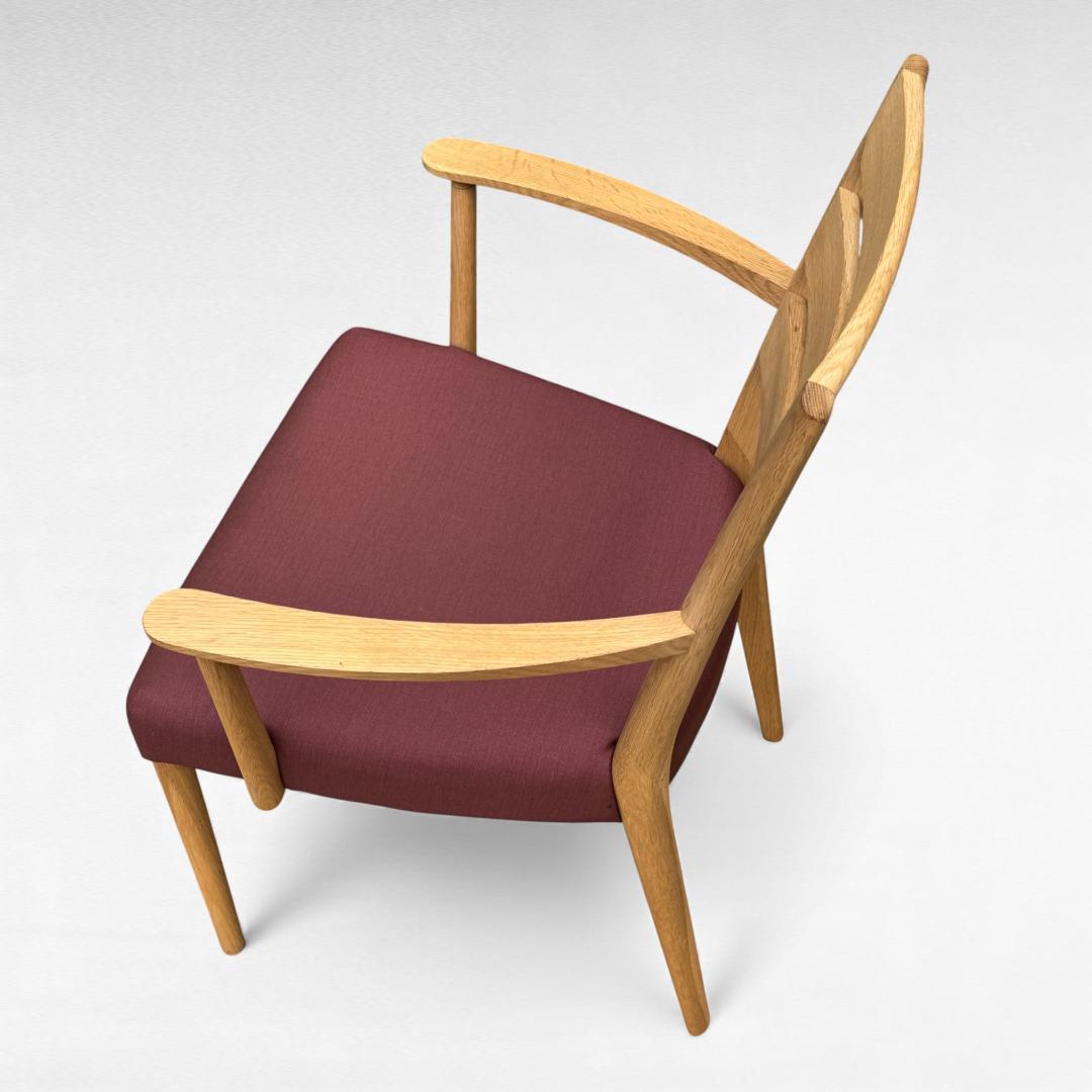 ③カリモク CT6110E602 人気1位 日本製 肘付きチェア 単品売り